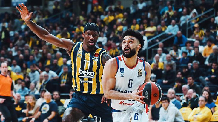 Anadolu Efes'in umutlarını Fenerbahçe Beko bitirdi! Farklı galibiyet