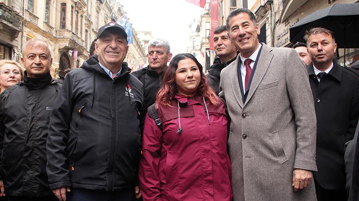 CET İttifakı Cumhurbaşkanı Adayı Sinan Oğan İstiklal Caddesi'nde vatandaşlarla buluştu