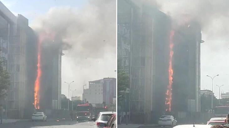 Esenyurt'ta iş merkezinde yangın! Alevler binayı kapladı