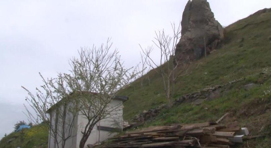 Maltepe’de dev kaya kabusu! 'Deprem olduğu vakitte hepsi düşer'