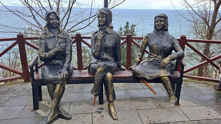 Ordu'da 'Üç Kız' heykeline yeniden ziyan verildi