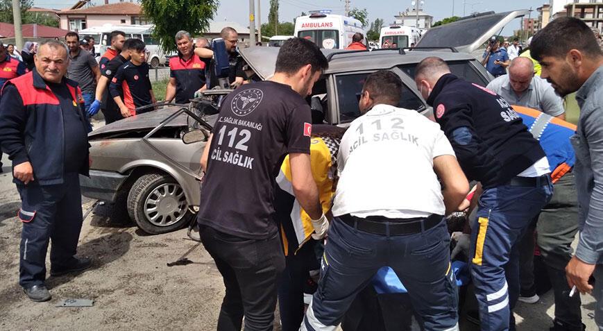 Iğdır'da cinayet üzere kaza! 3 kişi öldü, 2 kişi yaralandı