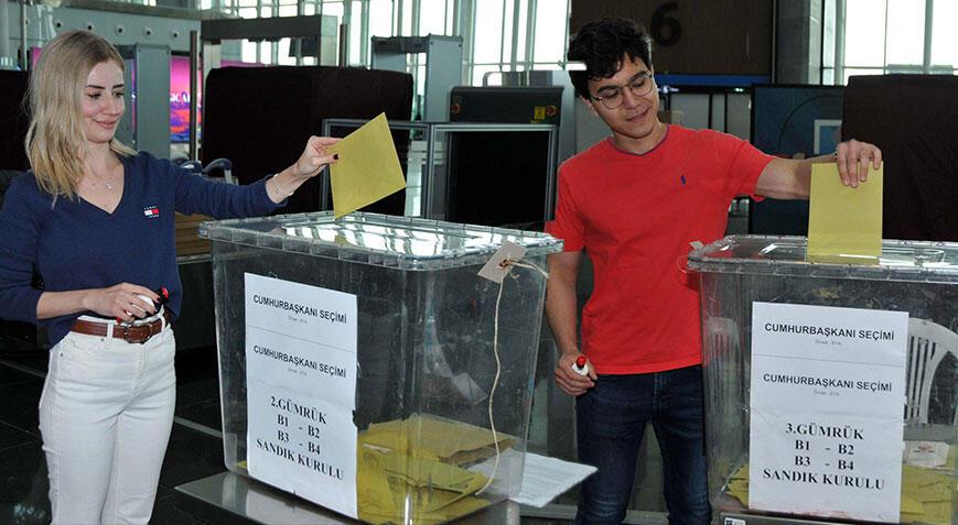 İstanbul Havalimanı'nda 15 bini aşkın oy kullanıldı