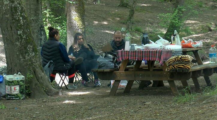 Oylarını kullandılar! Piknik için Belgrad Ormanı'na akın ettiler