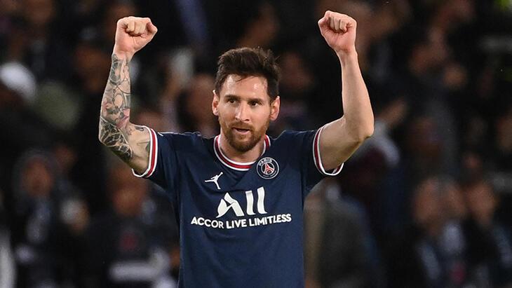 Paris Saint-Germain, Lionel Messi ile yolların ayrıldığını açıkladı