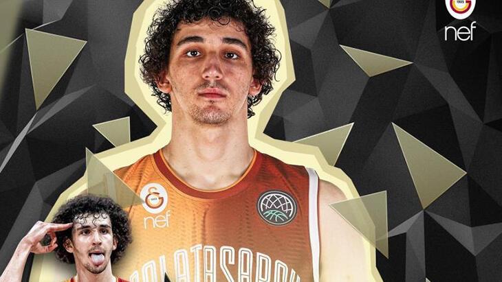 Sadık Buyruk, FIBA Basketbol Şampiyonlar Ligi'nde yılın en güzel genç oyuncusu seçildi