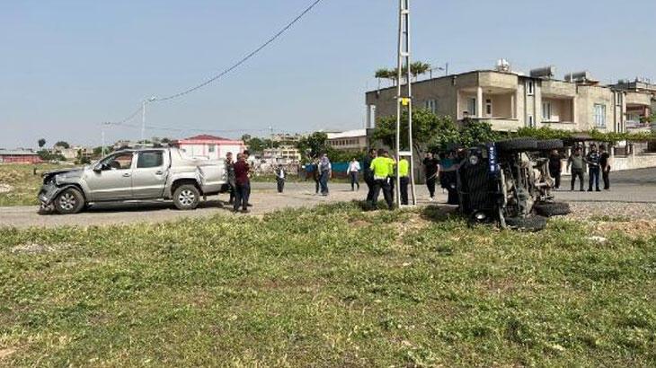 Siirt'te zırhlı polis aracı ile kamyonet çarpıştı; 5'i polis, 6 yaralı