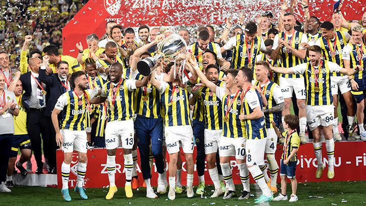 Fenerbahçe, 5 yıldızlı formalar nedeniyle PFDK'ya sevk edildi!