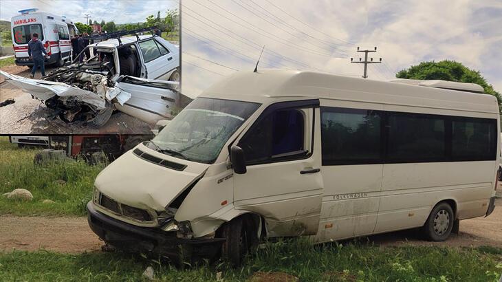 Kırıkkale'de müthiş kaza! Araba öğrenci servisine çarptı: 17 yaralı