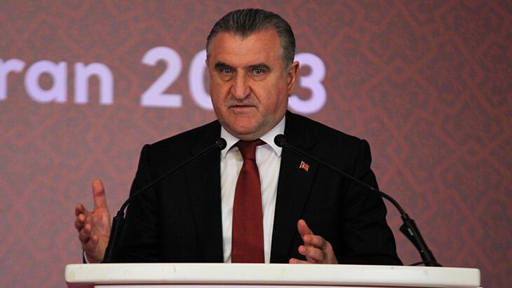 Bakan Osman Aşkın Bak'tan ulusal atletlere tebrik iletisi