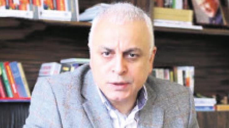 Gazeteci Yanardağ gözaltına alındı