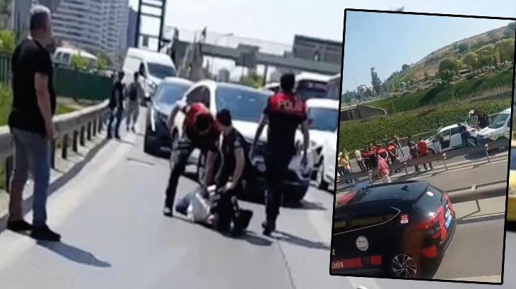 Kadıköy'de polisten kaçan şoför polislere çarptı