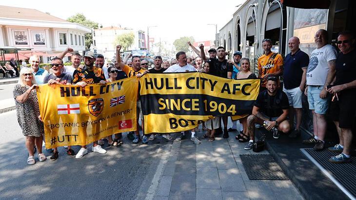 Acun Ilıcalı, Hull City taraftarlarını ağırladı!