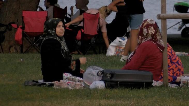 İstanbullu park ve kıyılara akın etti! 'Evlerde durulmuyor'