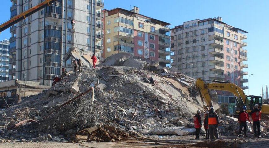 Zelzelede 49 kişinin öldüğü Emre Apartmanı'yla ilgili yeni gelişme
