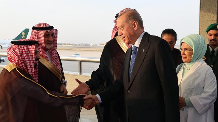 Cumhurbaşkanı Erdoğan, Körfez çeşidinin birinci durağı olan Suudi Arabistan'da