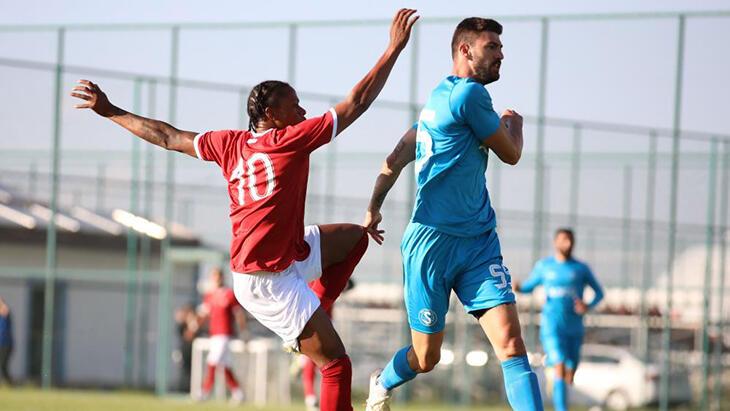 Sivasspor, Sabail ile özel maçta 1-1 berabere kaldı